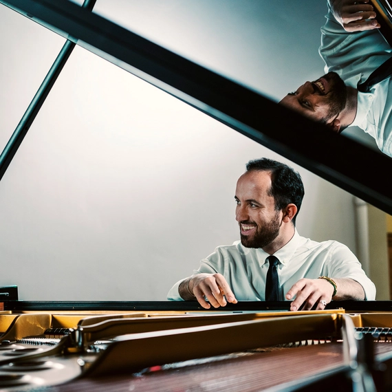 Igor Levit 2©feli Xbroede 2519x2519mm