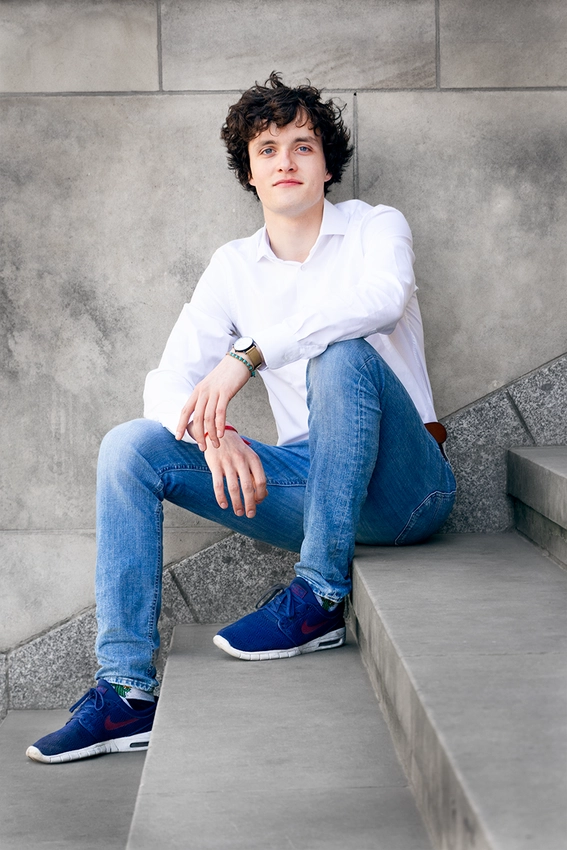 Young Artist Steven Van Der Linden